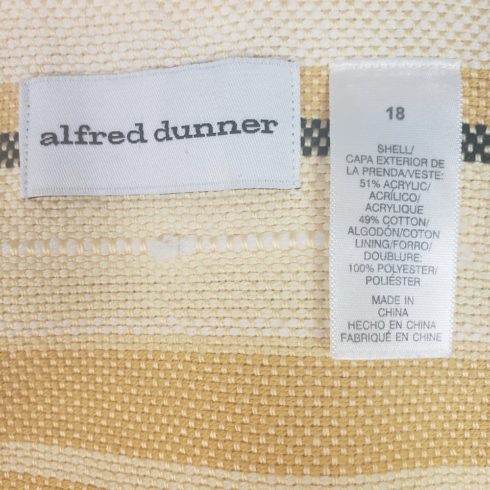 Alfred Dunner Yellow Striped Knit Blazer Size 18 - Picture 8 of 8